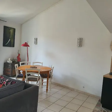 Appart Lumineux Centre Apartment